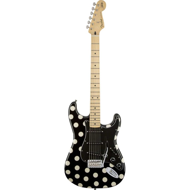 Fender Buddy Guy Standard Stratocaster®, Maple Fingerboard, Polka Dot Finish