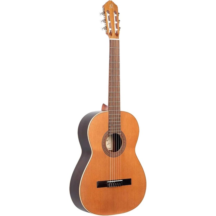 Ortega R190, FULL SIZE GUITAR SOLID CEDAR/ CAOBA NATURAL
